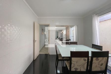 Casa à venda com 170m², 3 quartos e 2 vagasCopa