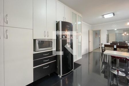 Casa à venda com 170m², 3 quartos e 2 vagasCozinha