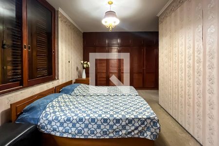 Casa à venda com 432m², 4 quartos e 6 vagas Casa à venda com 432m², 4 quartos e 6 vagasSuíte 4