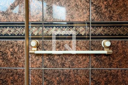 Casa à venda com 432m², 4 quartos e 6 vagas Casa à venda com 432m², 4 quartos e 6 vagasBanheiro Suíte 4