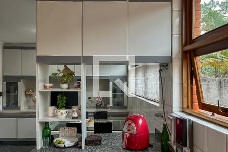 Casa à venda com 432m², 4 quartos e 6 vagas Casa à venda com 432m², 4 quartos e 6 vagasCozinha