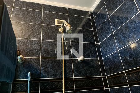 Casa à venda com 432m², 4 quartos e 6 vagas Casa à venda com 432m², 4 quartos e 6 vagasBanheiro Suíte 3