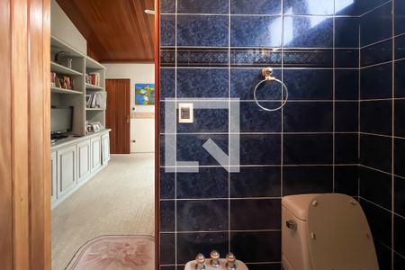 Casa à venda com 432m², 4 quartos e 6 vagas Casa à venda com 432m², 4 quartos e 6 vagasBanheiro Suíte 3