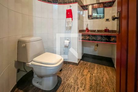 Casa à venda com 432m², 4 quartos e 6 vagas Casa à venda com 432m², 4 quartos e 6 vagasLavabo