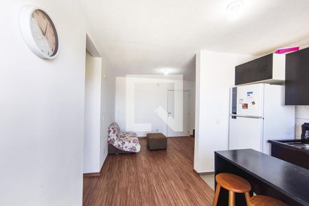 Apartamento à venda com 64m², 2 quartos e 1 vagaCozinha e Área de Serviço