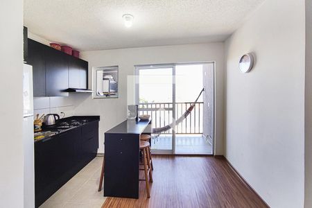 Apartamento à venda com 64m², 2 quartos e 1 vagaCozinha e Área de Serviço