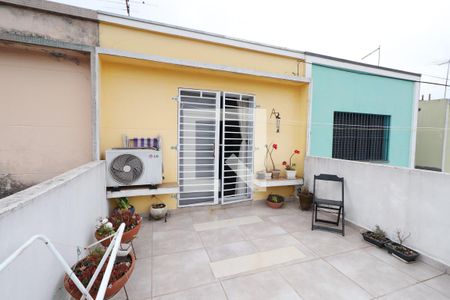 Casa à venda com 76m², 2 quartos e 1 vagaSacada