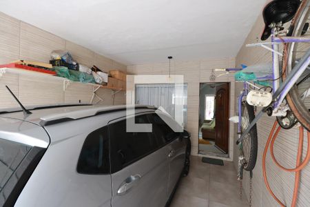Casa à venda com 76m², 2 quartos e 1 vagaGaragem