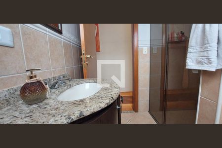 Casa à venda com 199m², 3 quartos e 4 vagas Casa à venda com 199m², 3 quartos e 4 vagasBanheiro 2