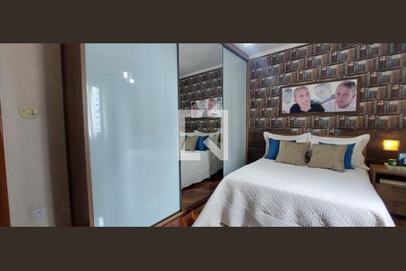 Casa à venda com 199m², 3 quartos e 4 vagas Casa à venda com 199m², 3 quartos e 4 vagasQuarto 2