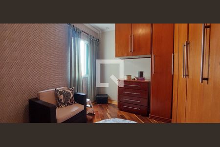 Casa à venda com 199m², 3 quartos e 4 vagas Casa à venda com 199m², 3 quartos e 4 vagasQuarto 3