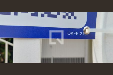 Casa à venda com 199m², 3 quartos e 4 vagas Casa à venda com 199m², 3 quartos e 4 vagasQKFK-219