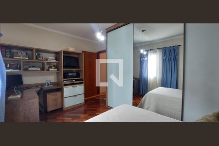 Casa à venda com 199m², 3 quartos e 4 vagas Casa à venda com 199m², 3 quartos e 4 vagasQuarto 2