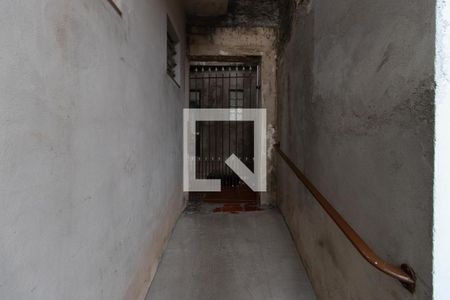 Casa à venda com 216m², 3 quartos e 2 vagas Casa à venda com 216m², 3 quartos e 2 vagasEntrada