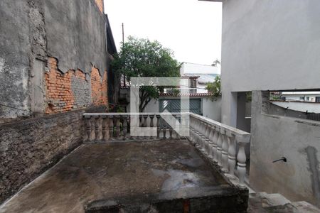 Casa à venda com 216m², 3 quartos e 2 vagas Casa à venda com 216m², 3 quartos e 2 vagasQuintal