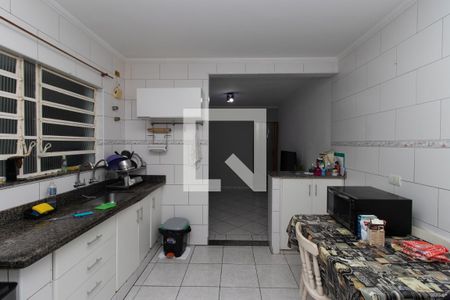 Casa à venda com 216m², 3 quartos e 2 vagas Casa à venda com 216m², 3 quartos e 2 vagasCozinha