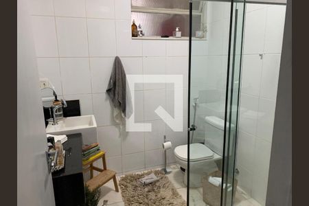 Apartamento à venda com 190m², 2 quartos e 2 vagas Apartamento à venda com 190m², 2 quartos e 2 vagasBanheiro