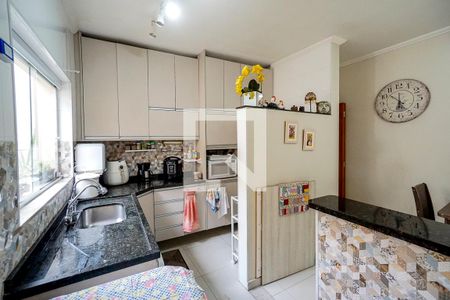 Casa à venda com 163m², 4 quartos e 2 vagas Casa à venda com 163m², 4 quartos e 2 vagasCozinha