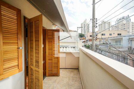 Casa à venda com 163m², 4 quartos e 2 vagas Casa à venda com 163m², 4 quartos e 2 vagasVaranda Salão