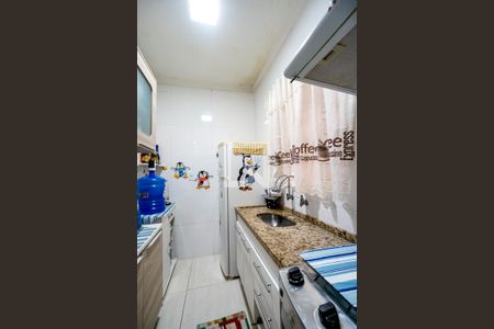 Casa à venda com 163m², 4 quartos e 2 vagas Casa à venda com 163m², 4 quartos e 2 vagasCozinha edícula