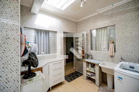 Casa à venda com 163m², 4 quartos e 2 vagas Casa à venda com 163m², 4 quartos e 2 vagasÁrea de serviço