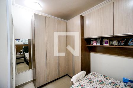 Casa à venda com 163m², 4 quartos e 2 vagas Casa à venda com 163m², 4 quartos e 2 vagasSuíte edícula