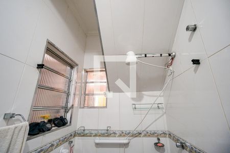 Casa à venda com 163m², 4 quartos e 2 vagas Casa à venda com 163m², 4 quartos e 2 vagasBanheiro da Suíte edícula