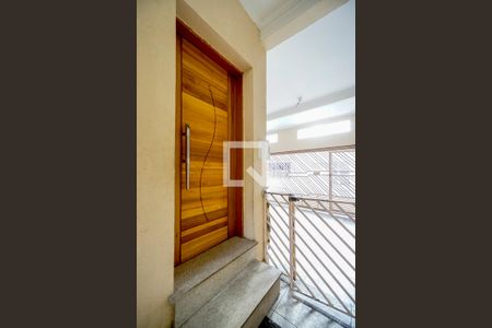 Casa à venda com 163m², 4 quartos e 2 vagas Casa à venda com 163m², 4 quartos e 2 vagasHall de entrada