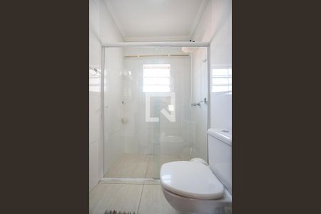 Casa à venda com 163m², 4 quartos e 2 vagas Casa à venda com 163m², 4 quartos e 2 vagasBanheiro Salão