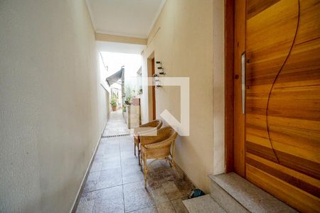 Casa à venda com 163m², 4 quartos e 2 vagas Casa à venda com 163m², 4 quartos e 2 vagasHall de entrada