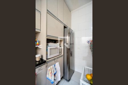 Casa à venda com 163m², 4 quartos e 2 vagas Casa à venda com 163m², 4 quartos e 2 vagasCozinha