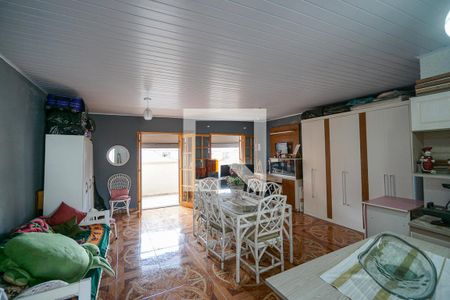 Casa à venda com 163m², 4 quartos e 2 vagas Casa à venda com 163m², 4 quartos e 2 vagasSalão