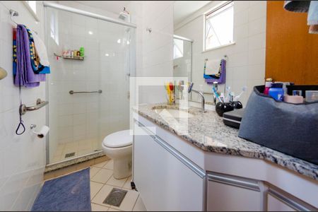 Apartamento à venda com 102m², 3 quartos e 1 vagaBanheiro suíte