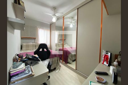 Quarto 1 de apartamento para alugar com 2 quartos, 55m² em Del Castilho, Rio de Janeiro