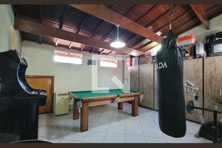 Casa à venda com 366m², 3 quartos e 4 vagasSotão