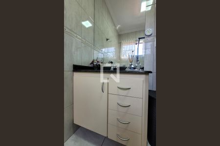 Casa à venda com 366m², 3 quartos e 4 vagasBanheiro da suíte 2