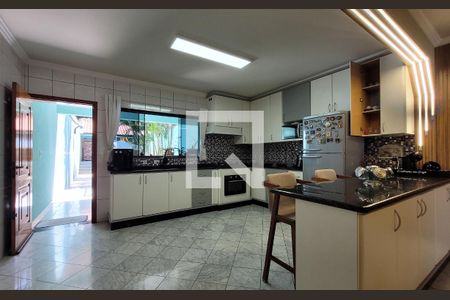 Casa à venda com 366m², 3 quartos e 4 vagasCozinha