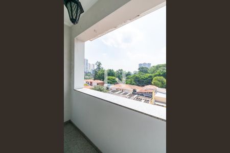 Casa à venda com 455m², 4 quartos e 6 vagas Casa à venda com 455m², 4 quartos e 6 vagasVaranda da Suíte 2