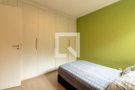 Apartamento à venda com 182m², 4 quartos e 3 vagas Apartamento à venda com 182m², 4 quartos e 3 vagasQuarto Suíte 2