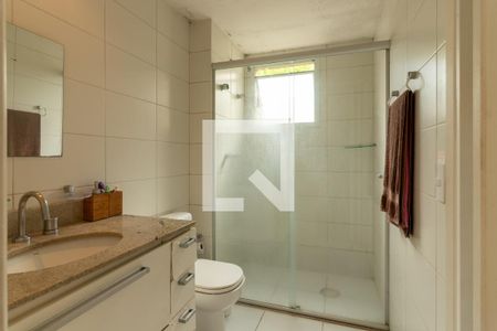 Apartamento à venda com 182m², 4 quartos e 3 vagas Apartamento à venda com 182m², 4 quartos e 3 vagasBanheiro da Suíte 2