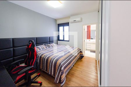 Casa à venda com 512m², 4 quartos e 4 vagasSuíte 2