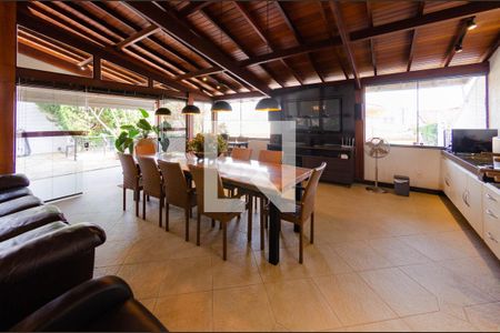 Casa à venda com 512m², 4 quartos e 4 vagasÁrea gourmet 2