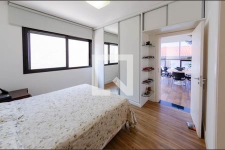 Casa à venda com 512m², 4 quartos e 4 vagasSuíte 4