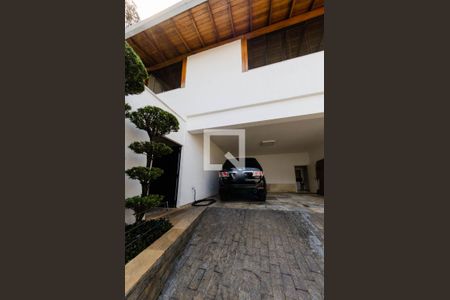 Casa à venda com 512m², 4 quartos e 4 vagasGaragem