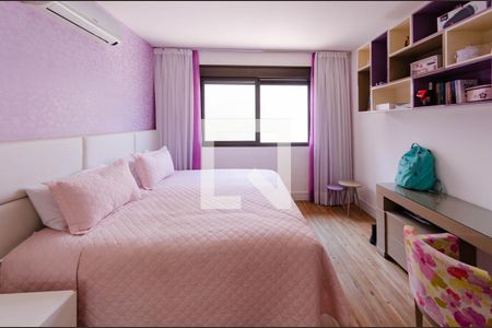 Casa à venda com 512m², 4 quartos e 4 vagasSuíte 3