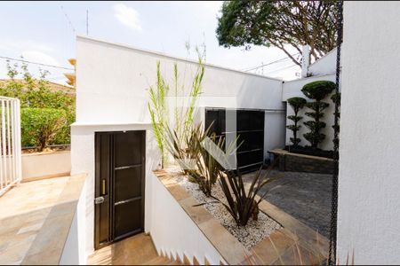 Casa à venda com 512m², 4 quartos e 4 vagasEntrada