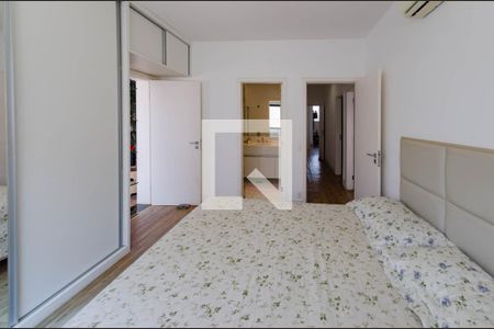 Casa à venda com 512m², 4 quartos e 4 vagasSuíte 4