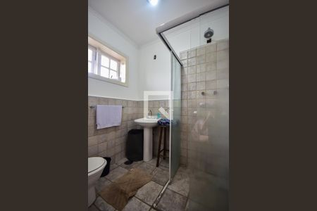 Casa à venda com 500m², 4 quartos e 3 vagas Casa à venda com 500m², 4 quartos e 3 vagasBanheiro Suíte 2