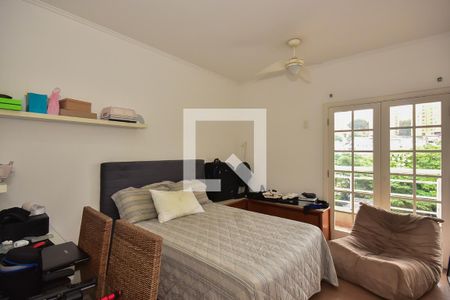 Casa à venda com 500m², 4 quartos e 3 vagas Casa à venda com 500m², 4 quartos e 3 vagasSuíte 2