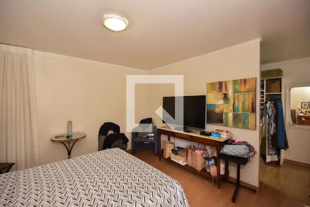 Casa à venda com 500m², 4 quartos e 3 vagas Casa à venda com 500m², 4 quartos e 3 vagasSuíte 3